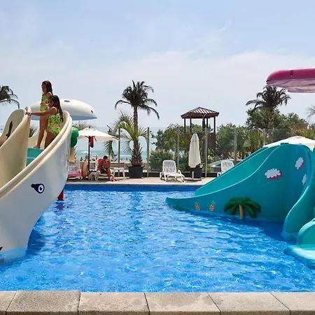 Sunny Days Pool & Spa Mamaia Nord * Navodari