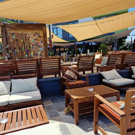 Apartment Sunny Days Pool & Spa Mamaia Nord