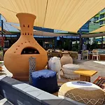 아파트 Sunny Days Pool & Mamaia Nord