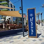 아파트 Sunny Days Pool & Mamaia Nord
