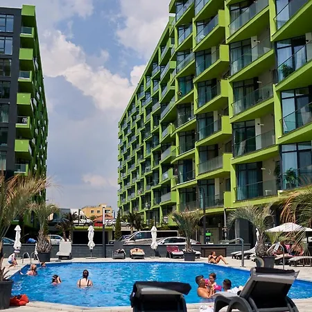 아파트 Sunny Days Pool & Mamaia Nord 3*